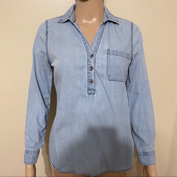 Old Navy Denim Shirt Size XSmall - Picture 5 of 8